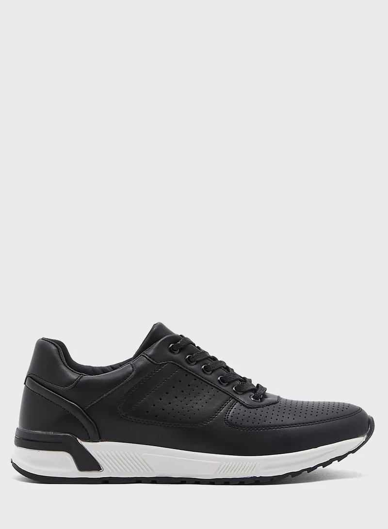 Robert Wood Smart Casual Sneakers
