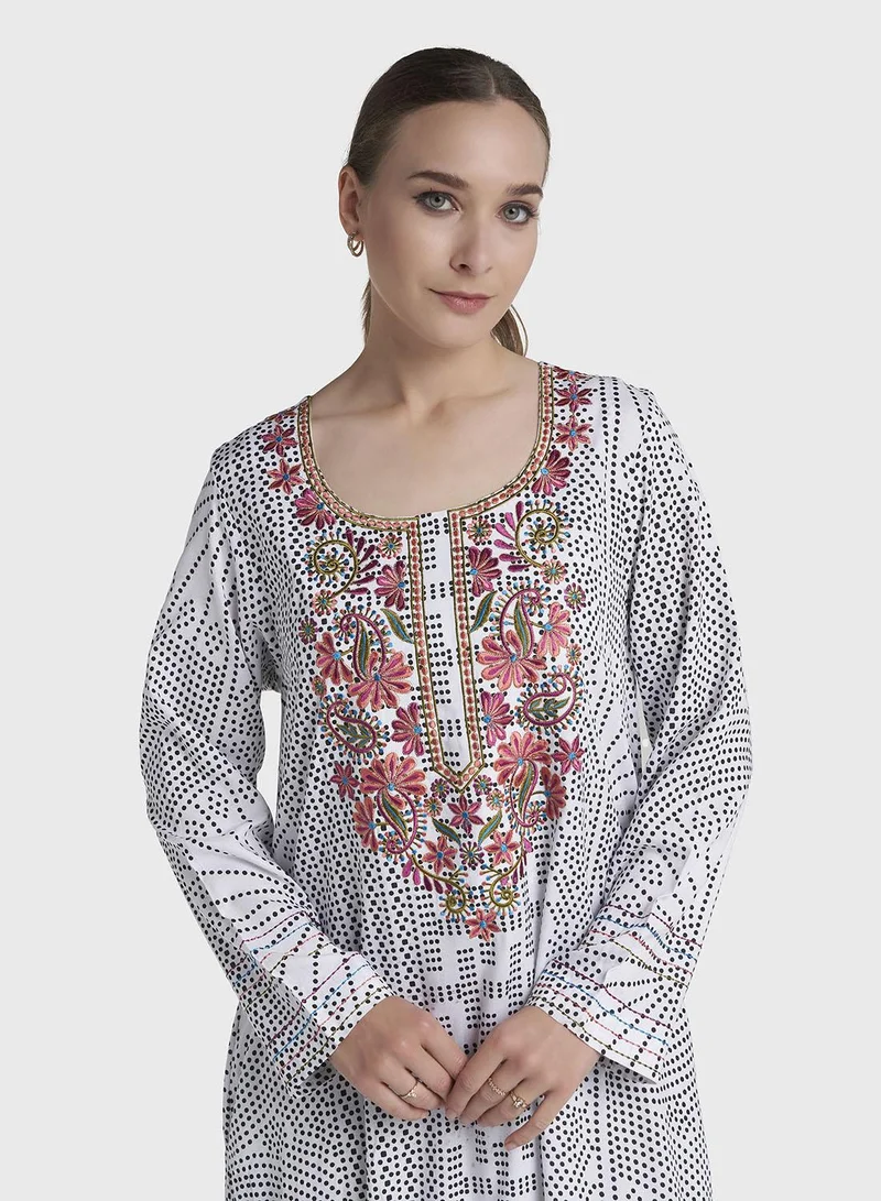 كشخة White Colour Hand Work Rayon Geometric Printed Jalabiya (VW511)