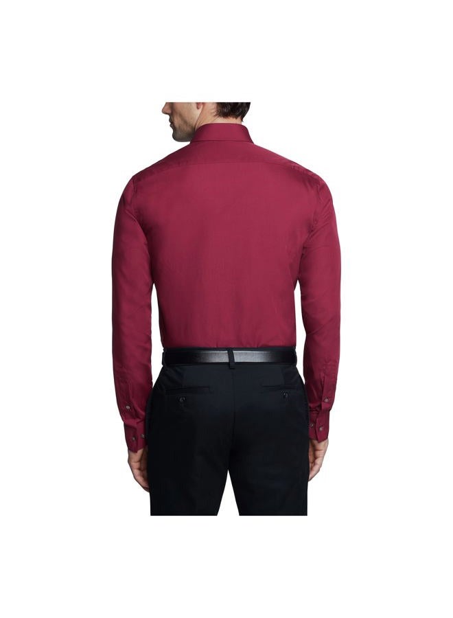 Van Heusen قميص رجال بوبلين ضيق بياقة مدببة بلون ماغنتا، مقاس 15.5" للرقبة و32"-33" للكم (م) - Image 2