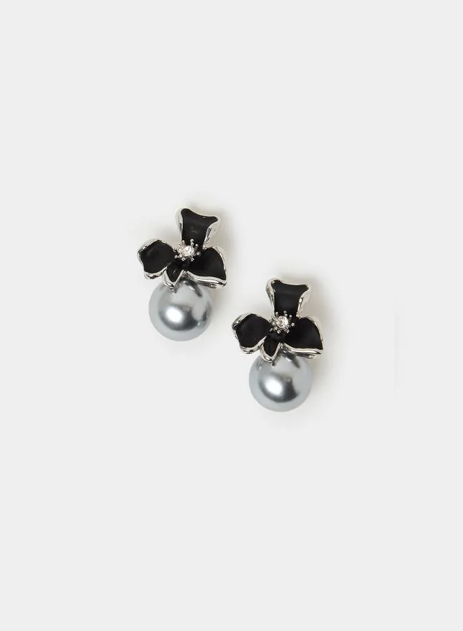 ستايلي Embellished Pearl Earrings