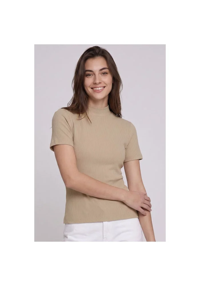 أر أند بي Ribbed Top with Mock Neck and Short Sleeves