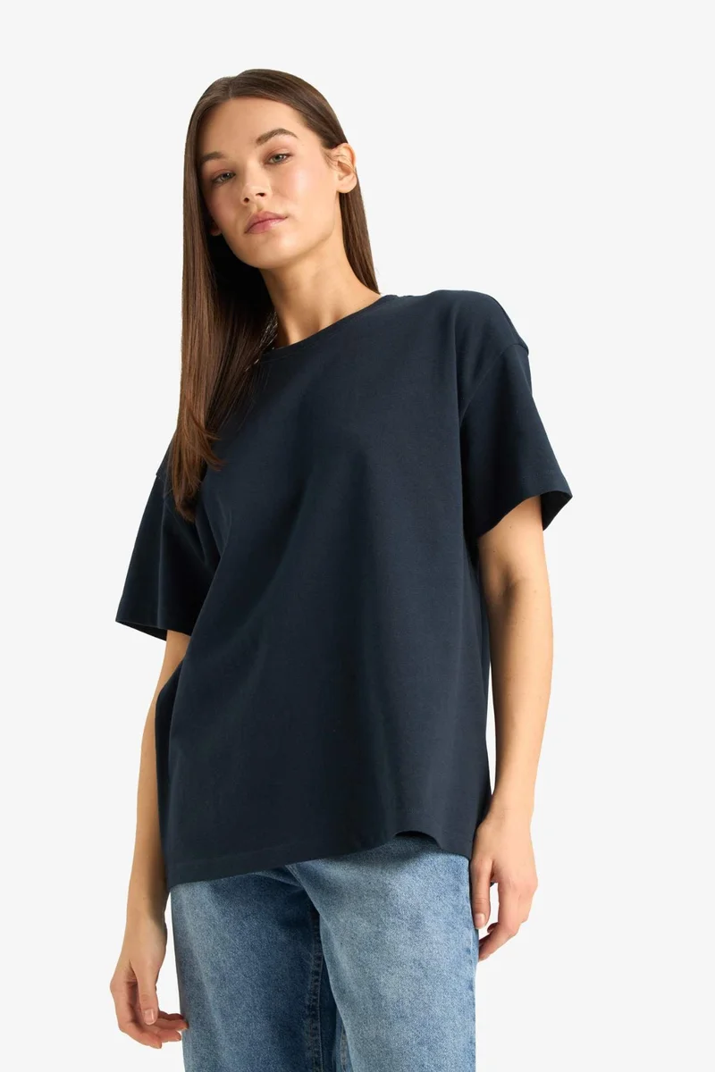 ديفاكتو Oversize Loose Fit Crew Neck Basic T-Shirt