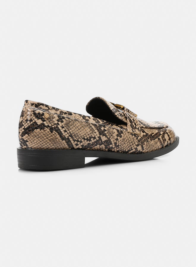 Dejavu Shoes JAL-DVTX-009 Snake Print Loafer with Gold Buckle For Women - Image 3