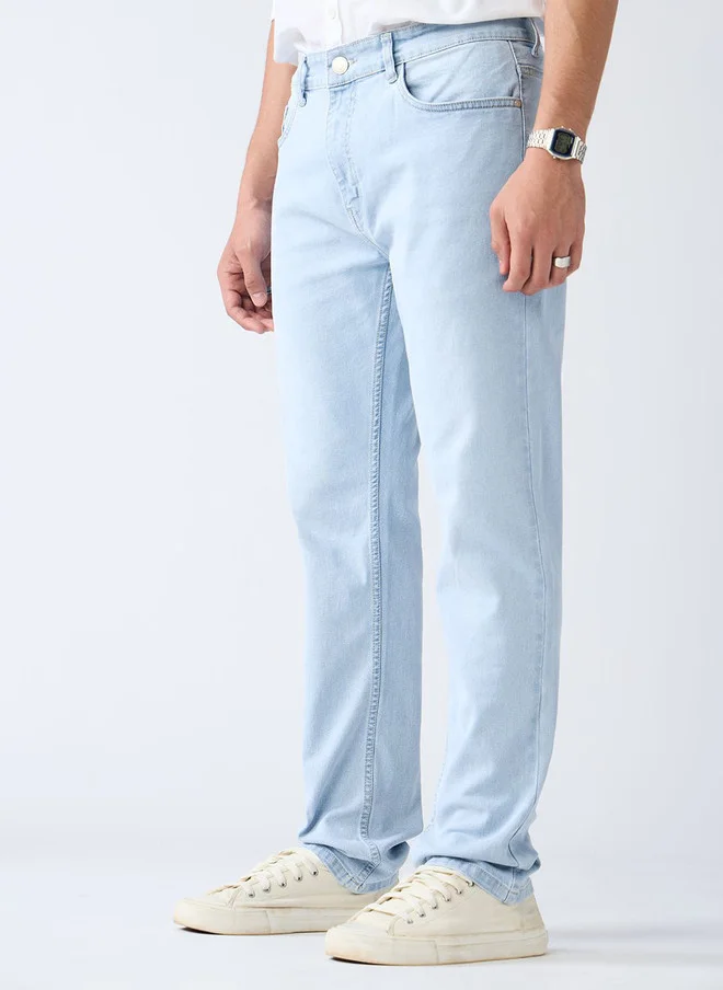 ذا سوليد ستور The Souled Store Men Frost Blue Slim Fit Mid-Rise Stretchable Jeans