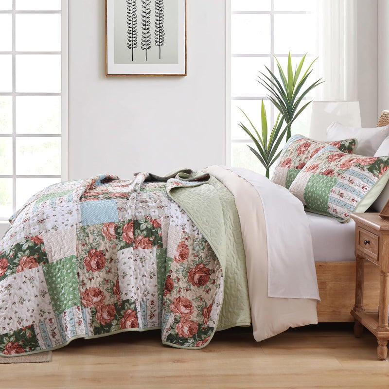 Anibedding 3 Pieces Green Patchwork Quilt Set Queen Size, Bohemian Red Flower Green Plaid Bedspread Coverlet Set with Pillowcases, Soft Microfiber Summer Quilt Bed Cover for All Season (96''x90'') - Image 4