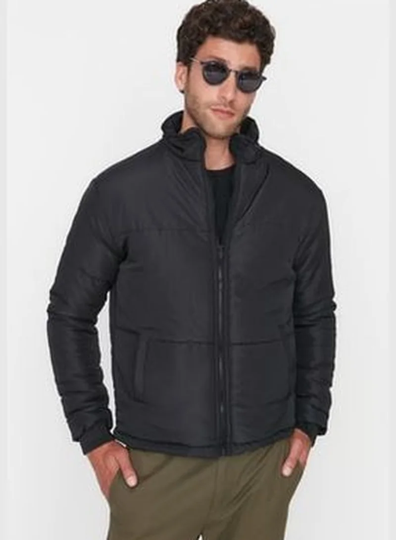 trendyol Black Men's Regular Fit Puffy Coat.