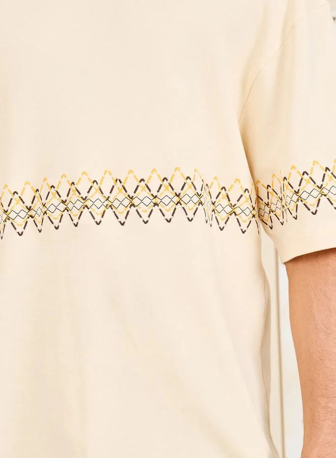 ستايلي Premium Contrast Zigzag Embroidered Interlock Boxy Fit T-Shirt