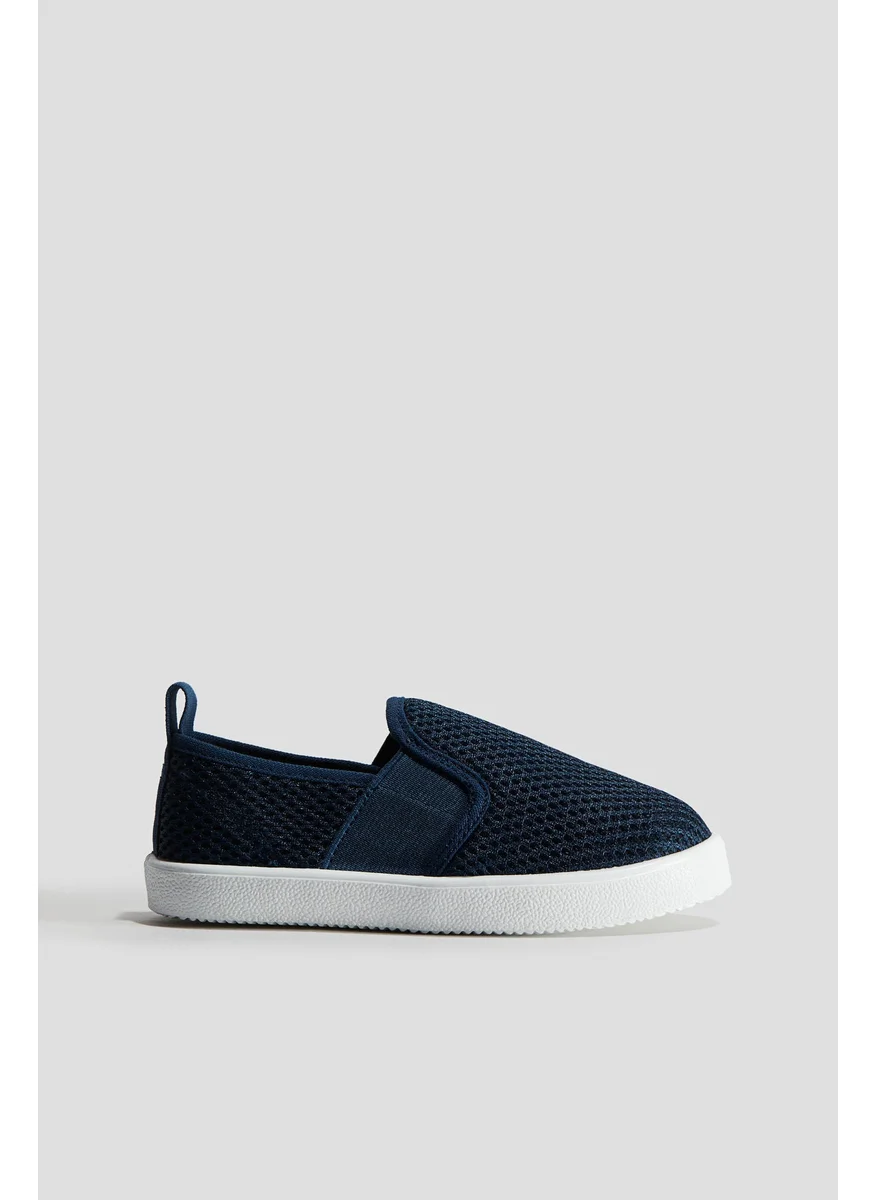 اتش اند ام Slip-On Mesh Trainers