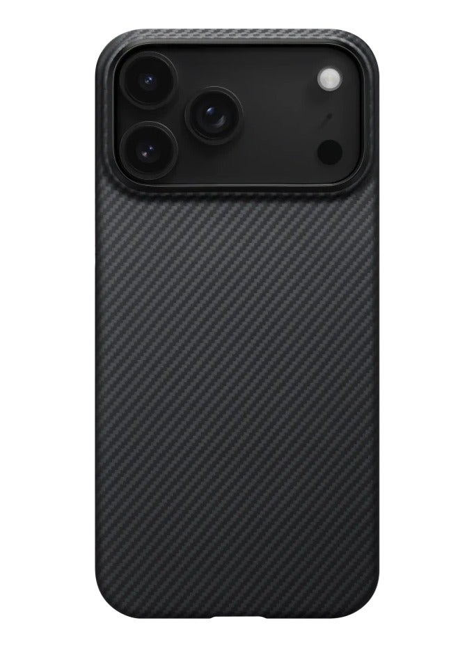 بيتاكا جراب نحيف للغاية لهاتف iPhone 17 Pro / PitaTap Seamless Touch / تصميم خفيف الوزن / سهل التركيب / غطاء خلفي - أسود/رمادي - Image 1