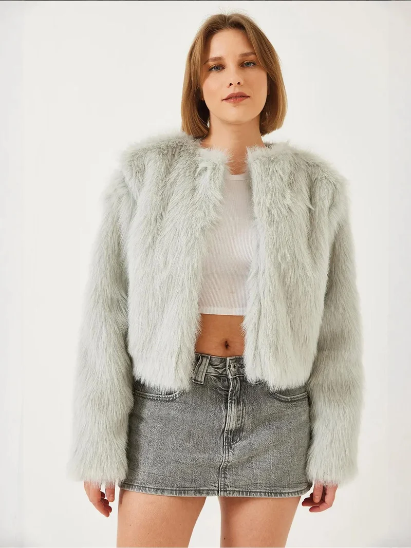 Bianco Lucci LUCCI Boxy Crop Faux Fur Coat