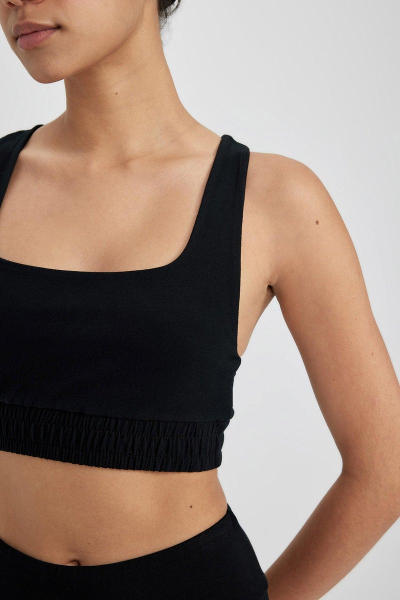 DeFacto Woman DeFactoFit Crew Neck Sports Bra - Image 4
