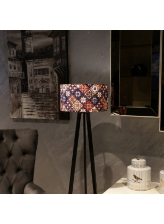 مصباح أرضي ثلاثي الأرجل بنقشة بوهيمية | قاعدة E27 | ارتفاع 140 سم | مصباح ديكوري للمنزل والمكتب - Image 1