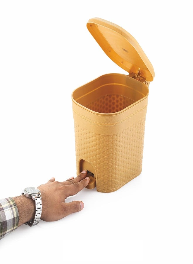 MOLTRES - Kleno Small Size Pedal Bin- Cap. 5 LTR - Plastic (Size-18cmx16cmx20cm) -Table, Desk Plastic Pedal Dustbin (Kleno_5 Bin, Beige) - Image 4