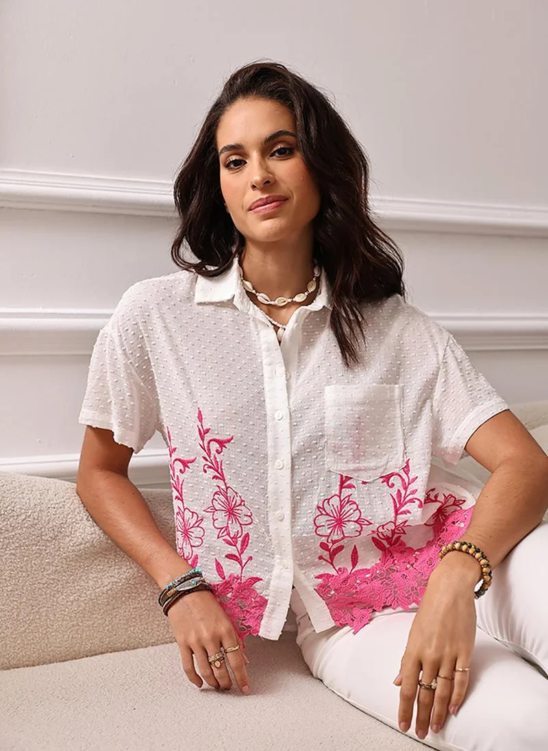 يونيكي Off white Spread Collar Regular Sleeves Regular Fit Shirt