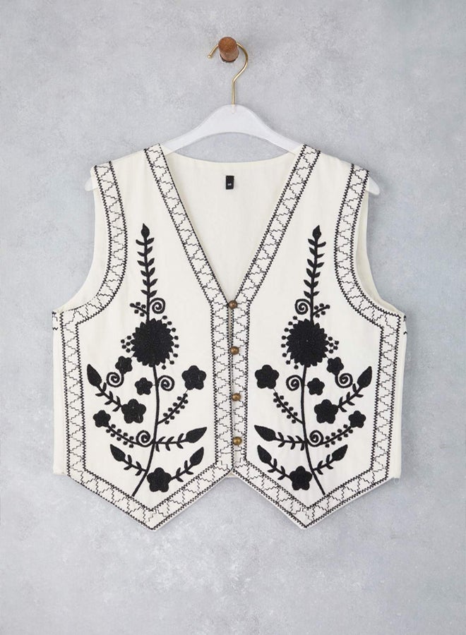 trendyol White Regular Embroidered Vest - Image 1