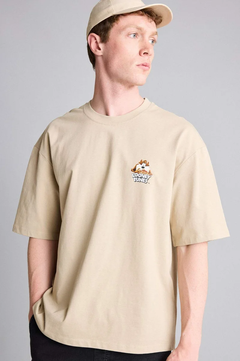 ديفاكتو Looney Tunes Licensed Boxy Fit Printed Short Sleeve T-Shirt