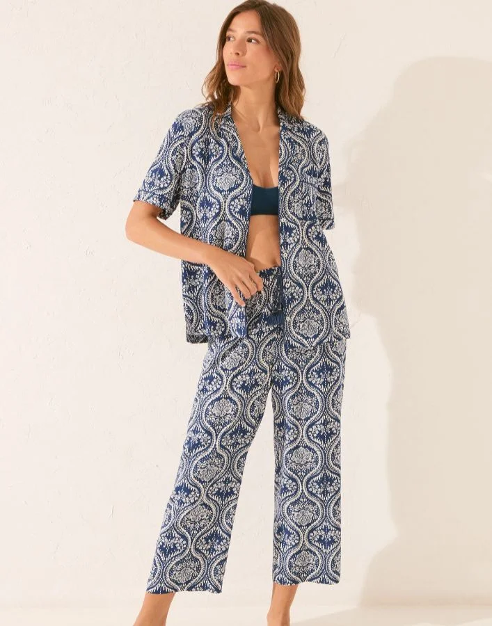 women'secret Capri Allover Print Classic Pyjamas