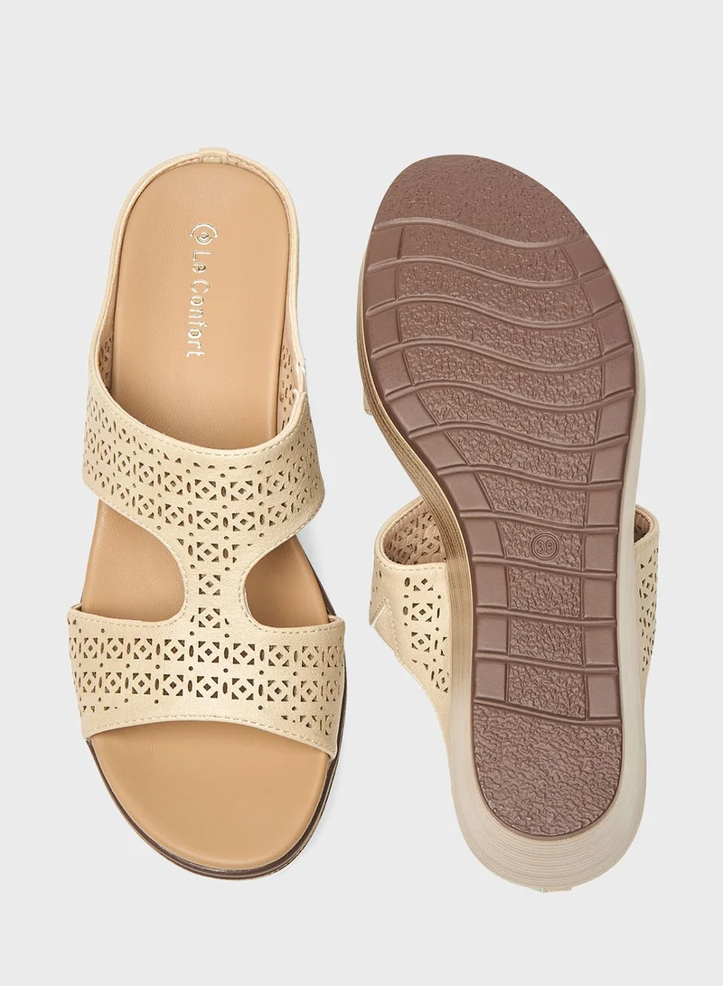 لو كونفورت Multi Strap High Heel Wedge Sandals