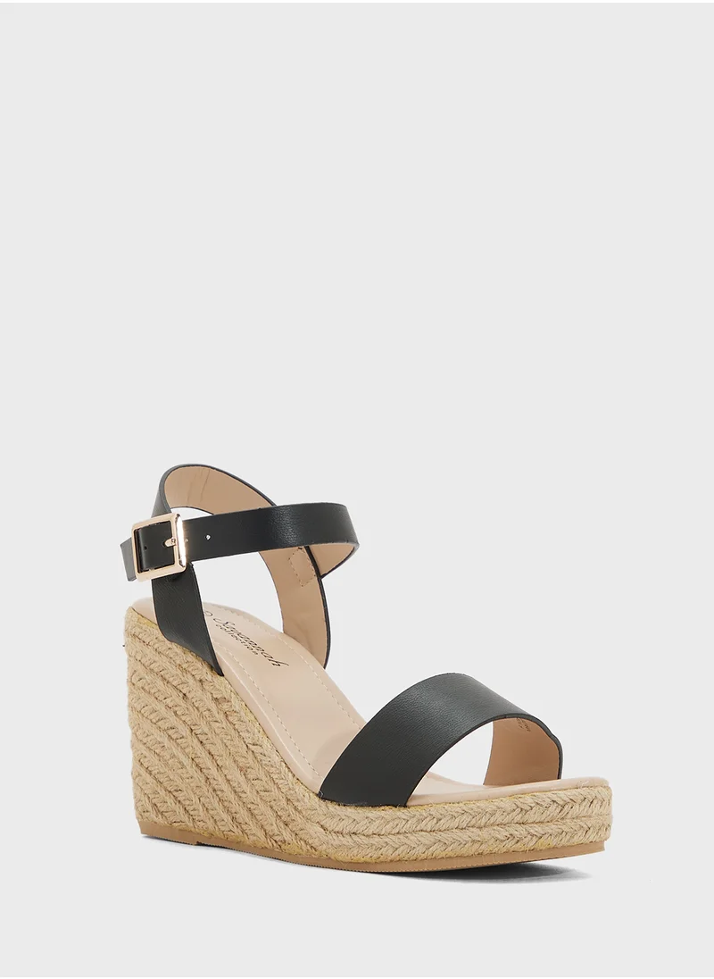 جينجر Knot Strap Flat Sandal