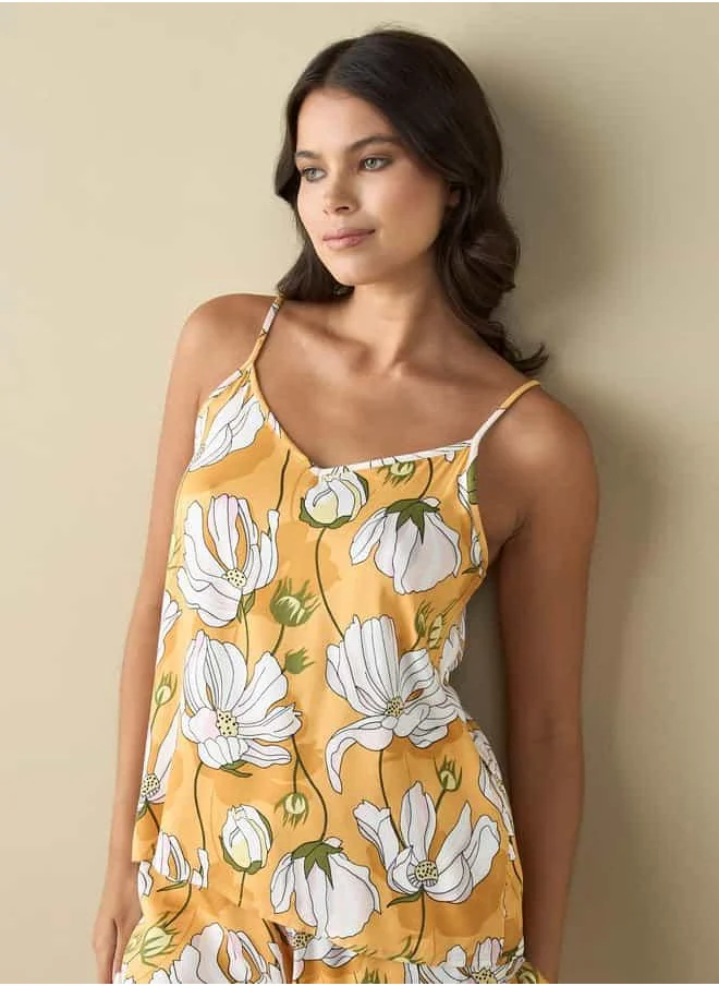 فاف All-Over Floral Print Sleeveless Top and Shorts Set
