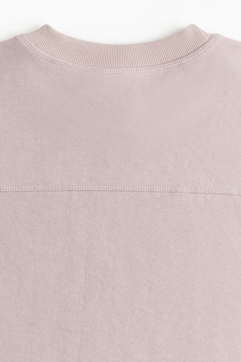 اتش اند ام سويت شيرت بقصّة فضفاضة