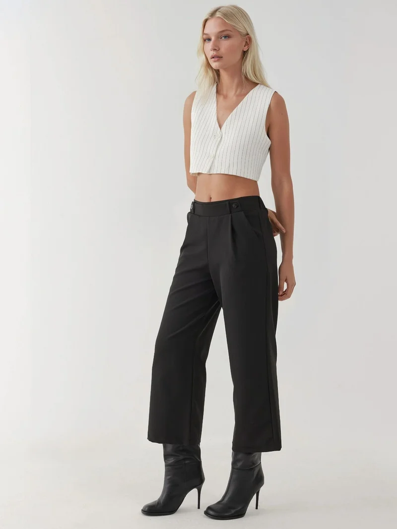 هيكاب بنطلون بخصر مرتفع بتفاصيل أزرار