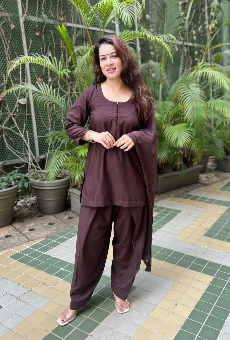 ZERESOUQ Brown Pure Cotton Potli Farshi Shalwar Set