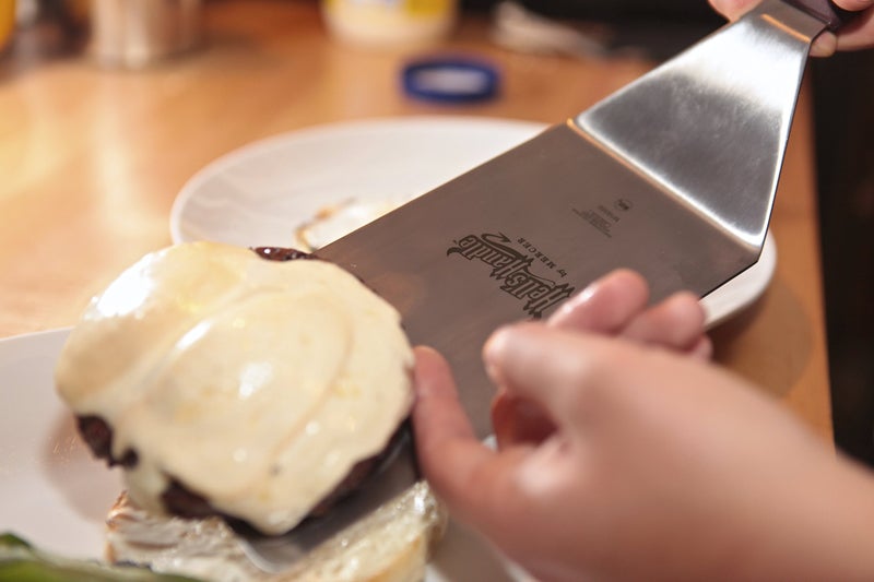 Mercer Culinary Hell's Handle Heavy Duty Turner/Spatula, 8 Inch x 4 Inch - Image 2