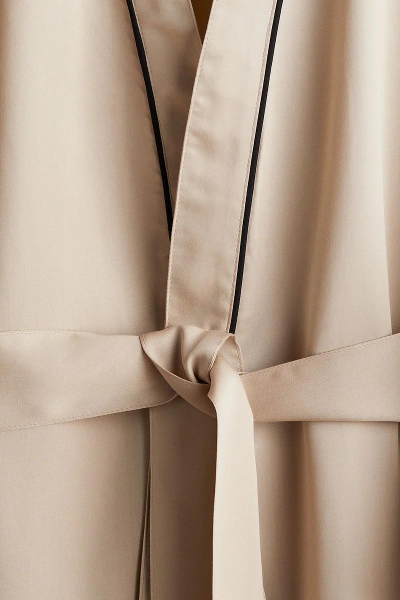 اتش اند ام Satin dressing gown