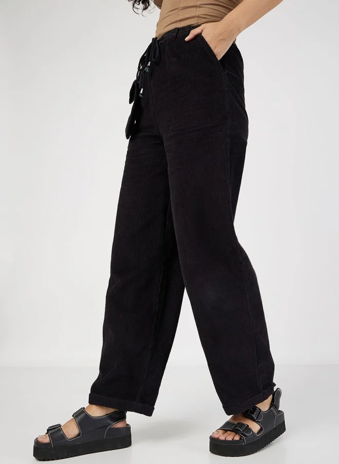 ساسافراس بنطلون نسائي مستقيم بخصر متوسط