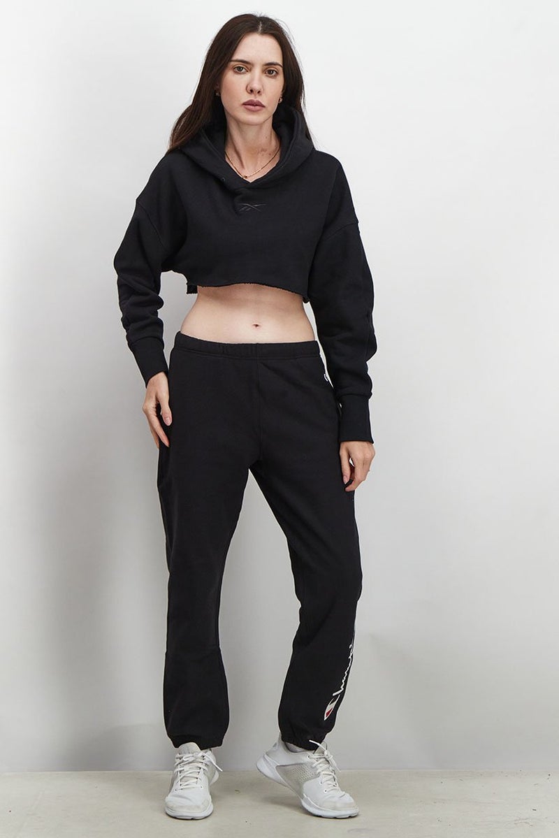 Reebok سويت شيرت قصير رياضي للنساء بغطاء رأس، أسود - Image 3