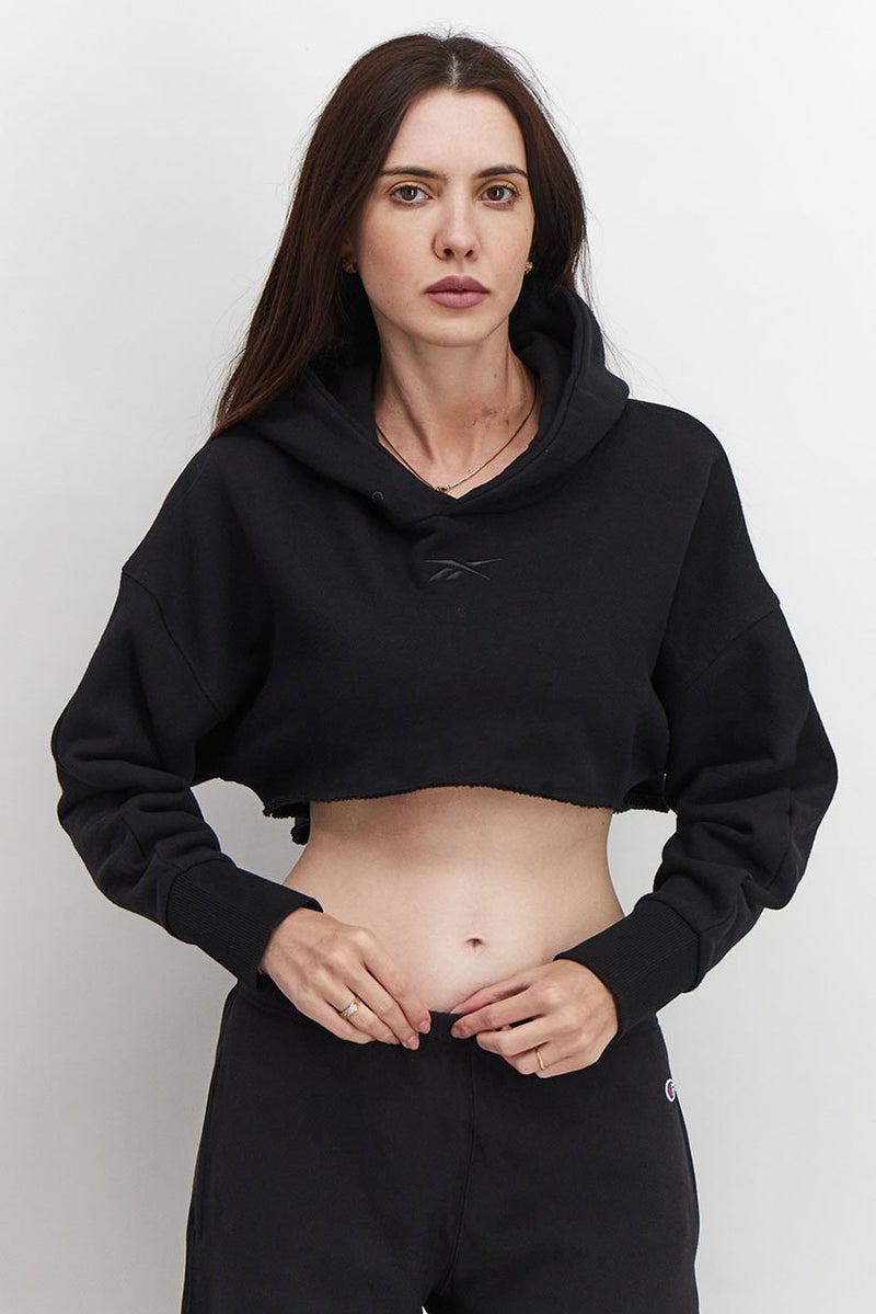 Reebok سويت شيرت قصير رياضي للنساء بغطاء رأس، أسود - Image 1