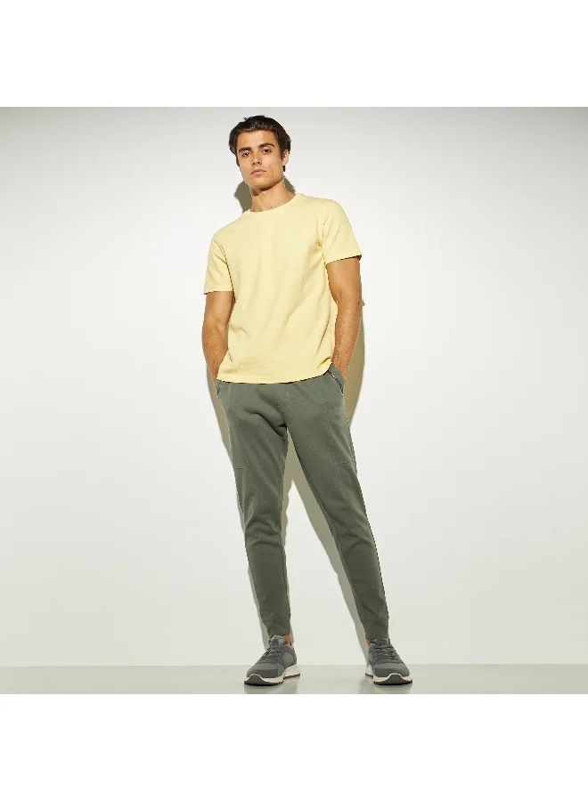 Iconic Iconic Textured Crew Neck T-shirt with Short Sleeves