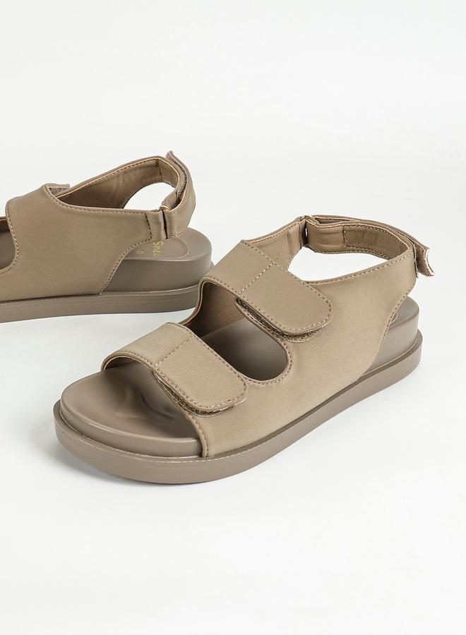 سنيك ايه بيك صندل بمقدمة مفتوحة وشريطين فيلكرو للغلق - Image 5