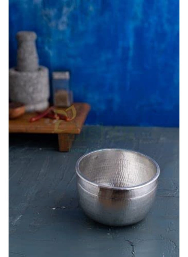 Zishta The Zishta Handmade Eeya Chombu is a traditional Kinnam-shaped tin vessel crafted for authentic South Indian cooking. Designed for preparing and serving rasam, chaaru, and saaru, this vessel preserves the natural taste and aroma of food. - Image 2