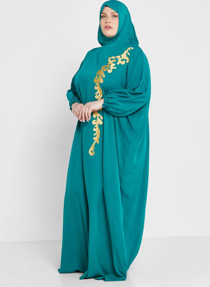 Hayas Closet Curve Embroidered Detail Cuff Prayer Dress