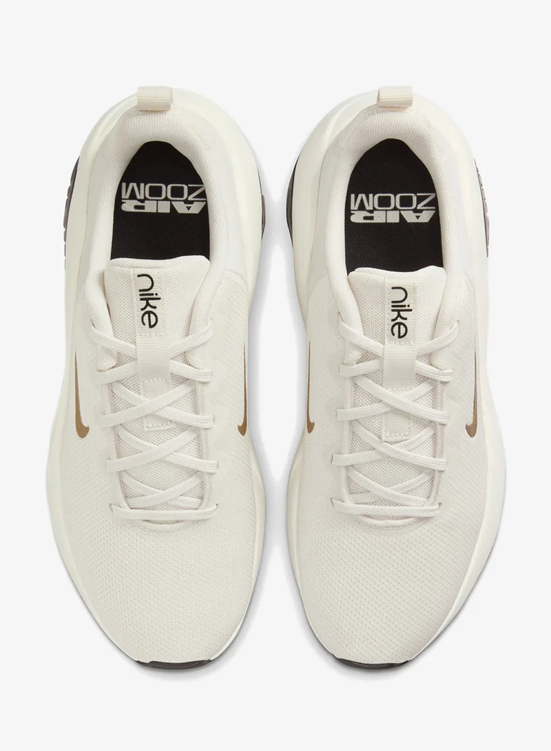 Nike Air Zoom Bella 7