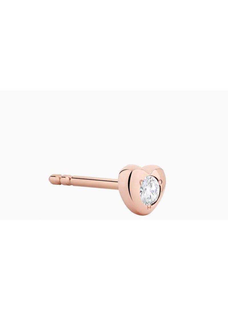 Luxuria A delicate and elegant women's nose ring with a small heart design adorned with sparkling stones, adding a touch of charm and modernity to any look. Suitable for everyday wear and special occasions. - Image 1