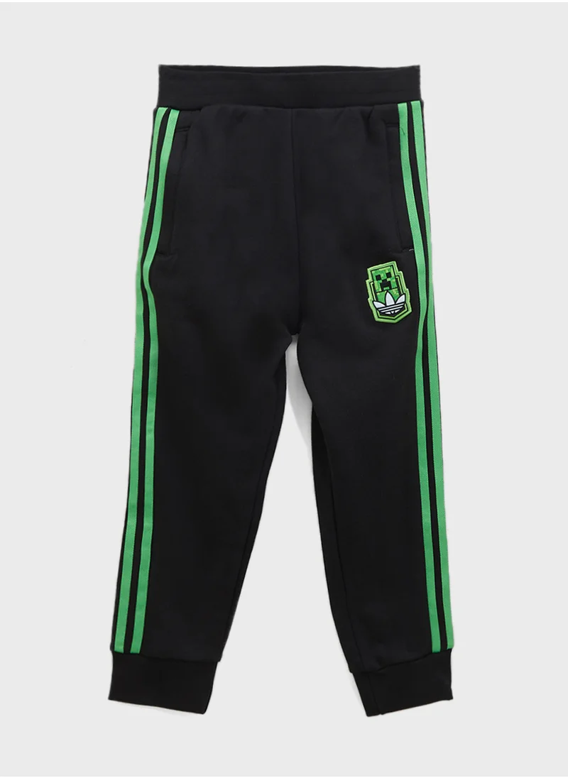 adidas Originals Essential Slim Fit Chinos