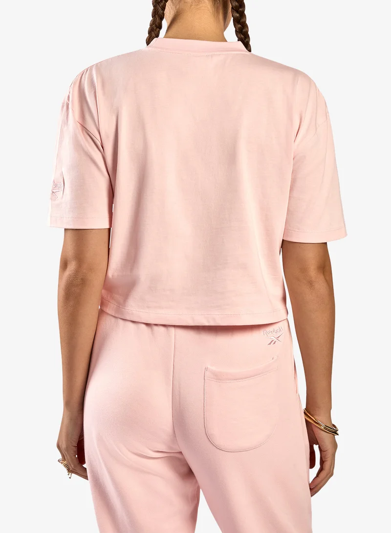 ريبوك تيشيرت عالم