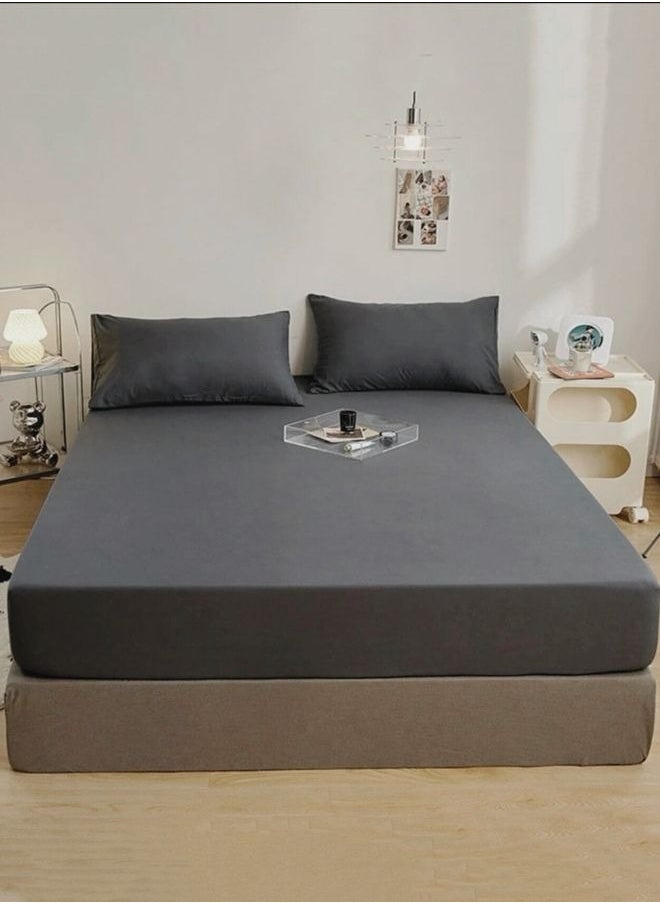 LUNA Home - 3 Pieces Fitted Bedsheet Set Plain Black - Image 1