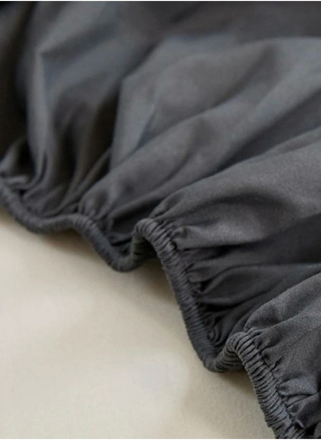 LUNA Home - 3 Pieces Fitted Bedsheet Set Plain Black - Image 1