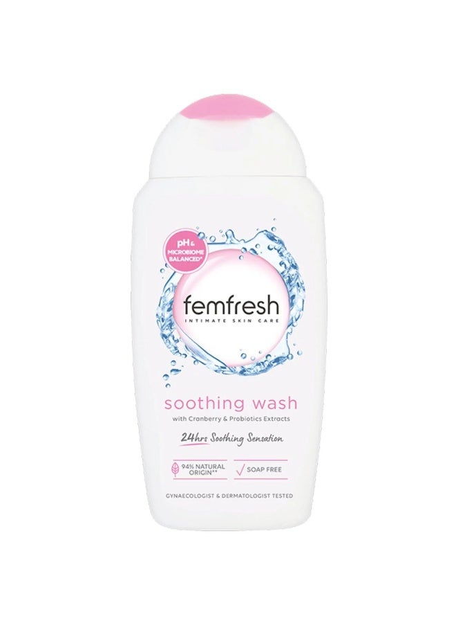 femfresh Ultimate Care Soothing Wash 250ml - Image 1