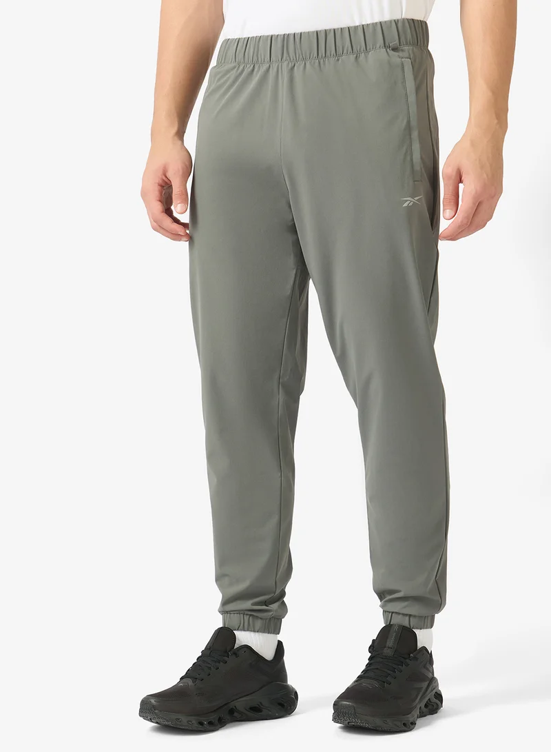 ريبوك Desmond Training Joggers