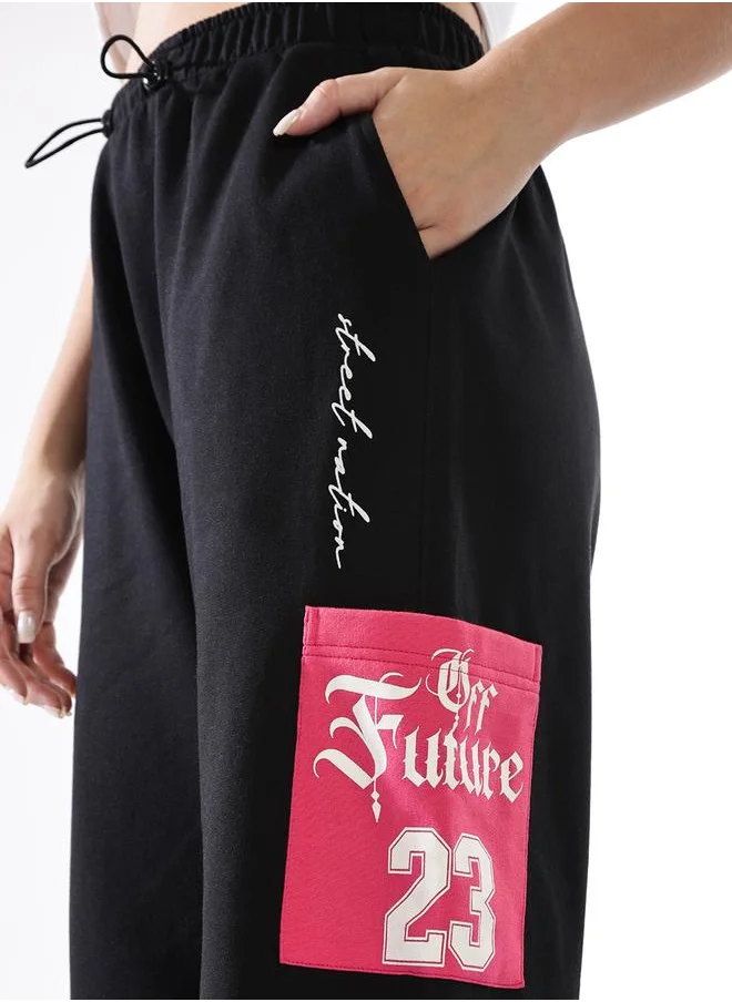 هوبرهولمي Women Track Pants in Multicolor featuring Jogger fit with a colourblocked pattern, no sleeves, regular length, secured with elasicated + drawstring closure, crafted from terry – your go-to choice for effortless elegance.