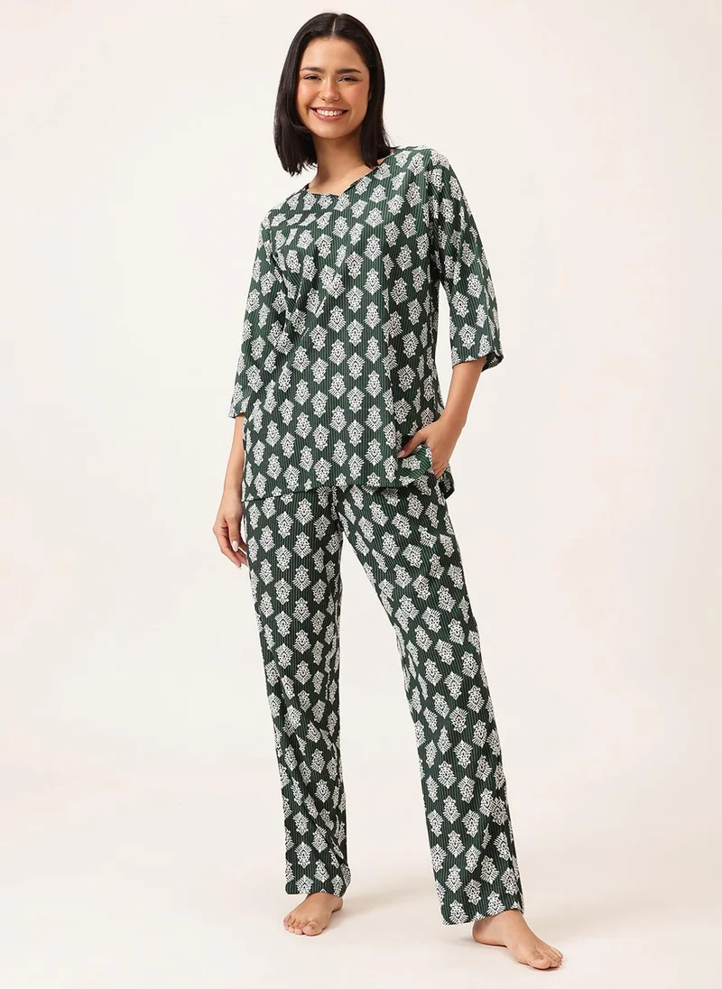 كلوفيا Clovia Printed Top & Pyjama Set in Dark Green - Rayon
