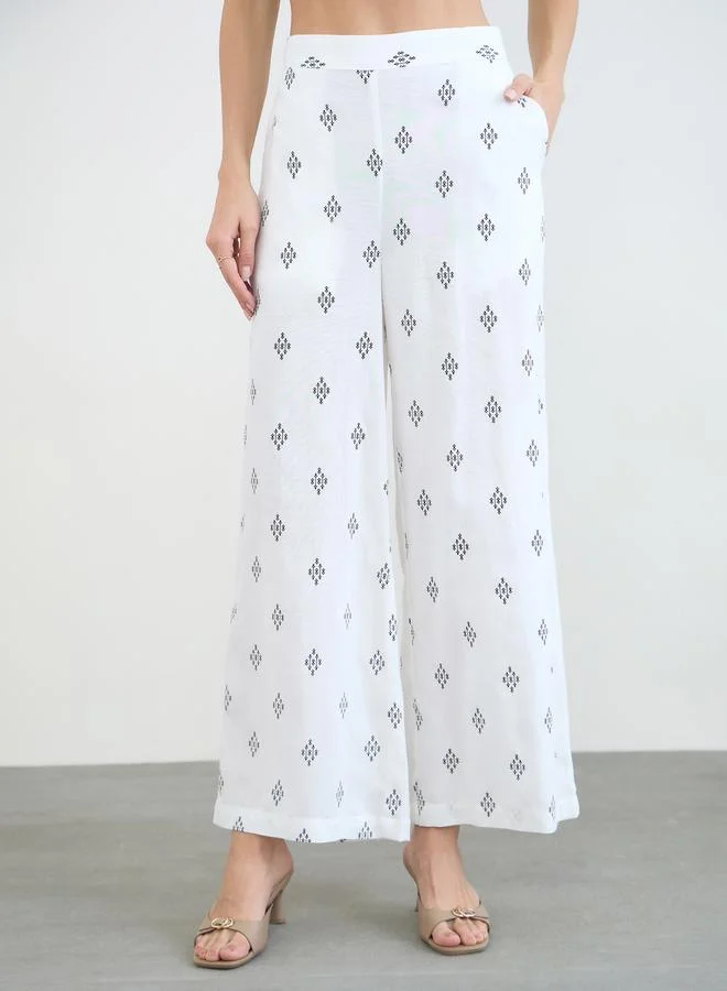 Styli White Printed Wide Leg Pants with Side Pocket