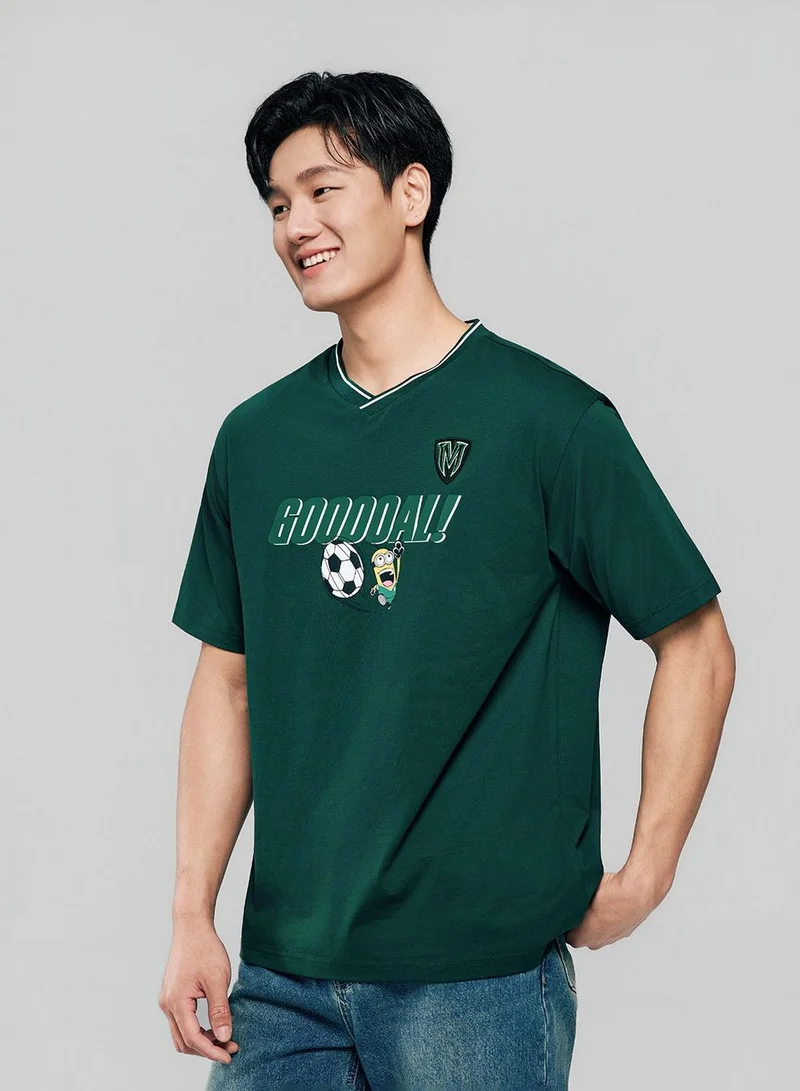 جيوردانو Men Relaxed Minions V-Neck World Cup Tee