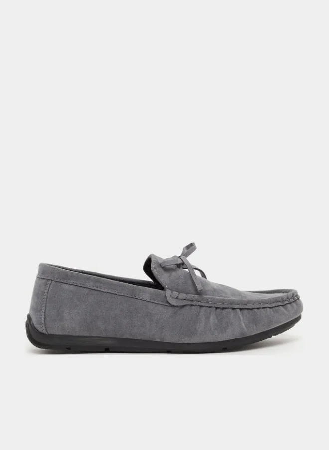 Styli Styli Textured Bow Accent Slip In Loafers