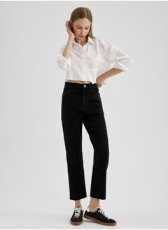 DeFacto Vintage Straight Fit Ankle Length Jeans by Styli  - Image 3